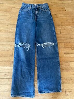 Levi’s jeans. Size 26. High loose style